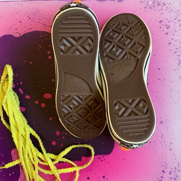 JW Anderson X Converse Chuck 70 - Picture 3 of 7